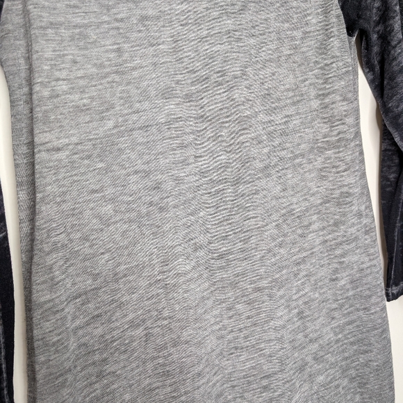 Star Wars Darth Vader Christmas Scarf 3/4 Sleeve Gray Sheer Tee Shirt Size Small - Picture 16 of 16